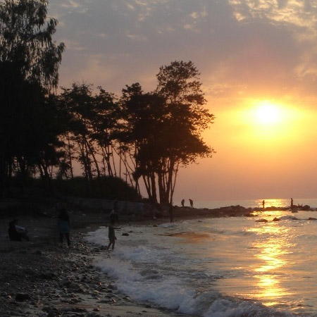 بهشت گردی ادامه دارد!